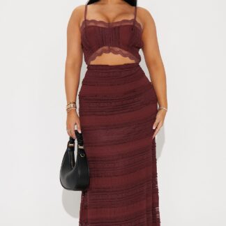 Conjunto de Falda Maxi y Top en Encaje - Marrón