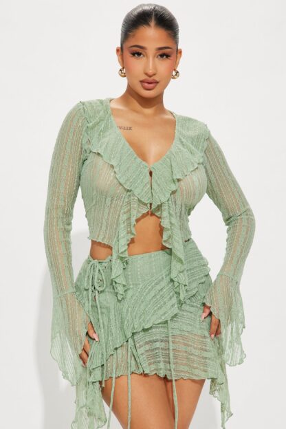 Conjunto de Falda y Top con Encaje y Manga Campana - Image 8
