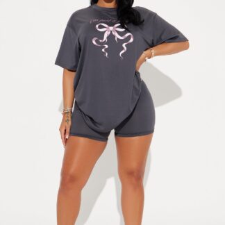 Conjunto Casual de Camiseta Oversize y Biker Shorts