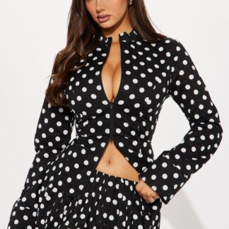 Conjunto de Falda Burbuja y Camisa a Lunares